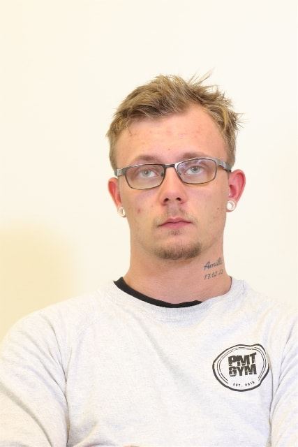 Efterlysningsbillede af ung mand