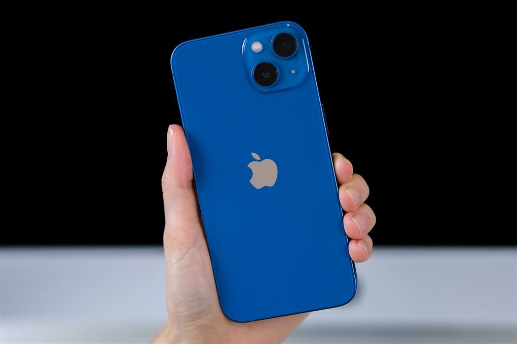 iphone i hånden