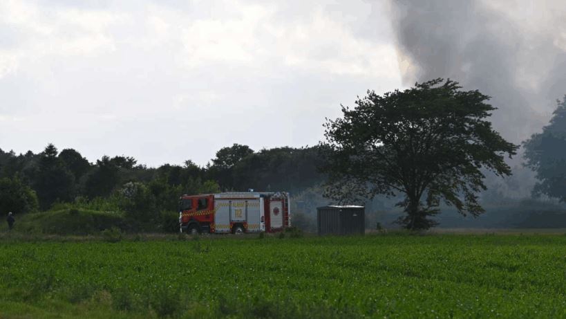 gård i voldsom brand