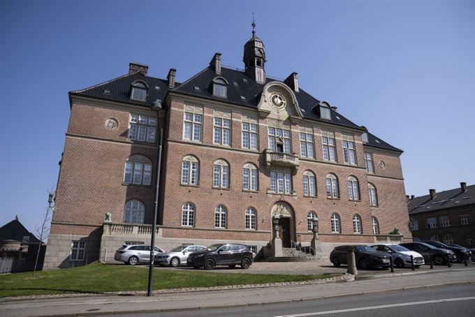 stor bygning i centrum af aarhus