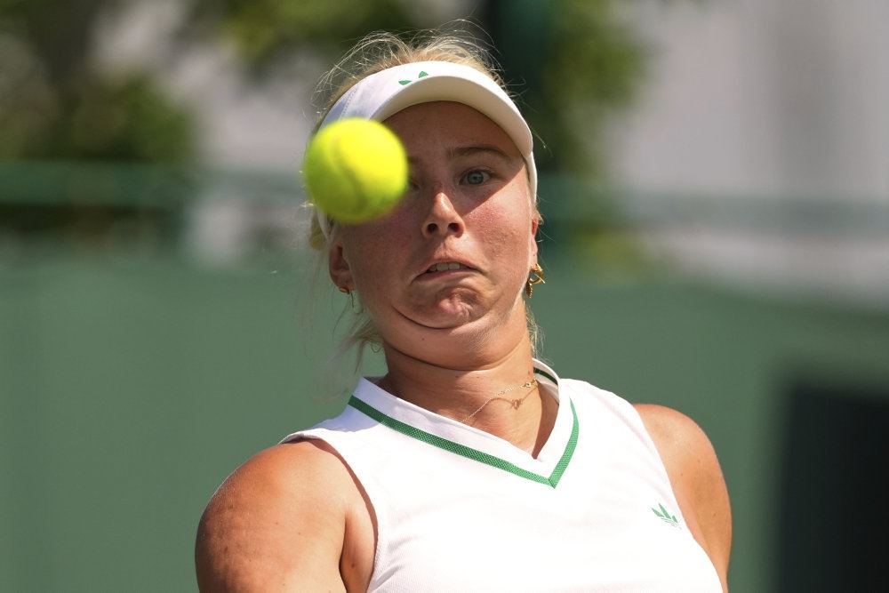 tennisspiller i aktion