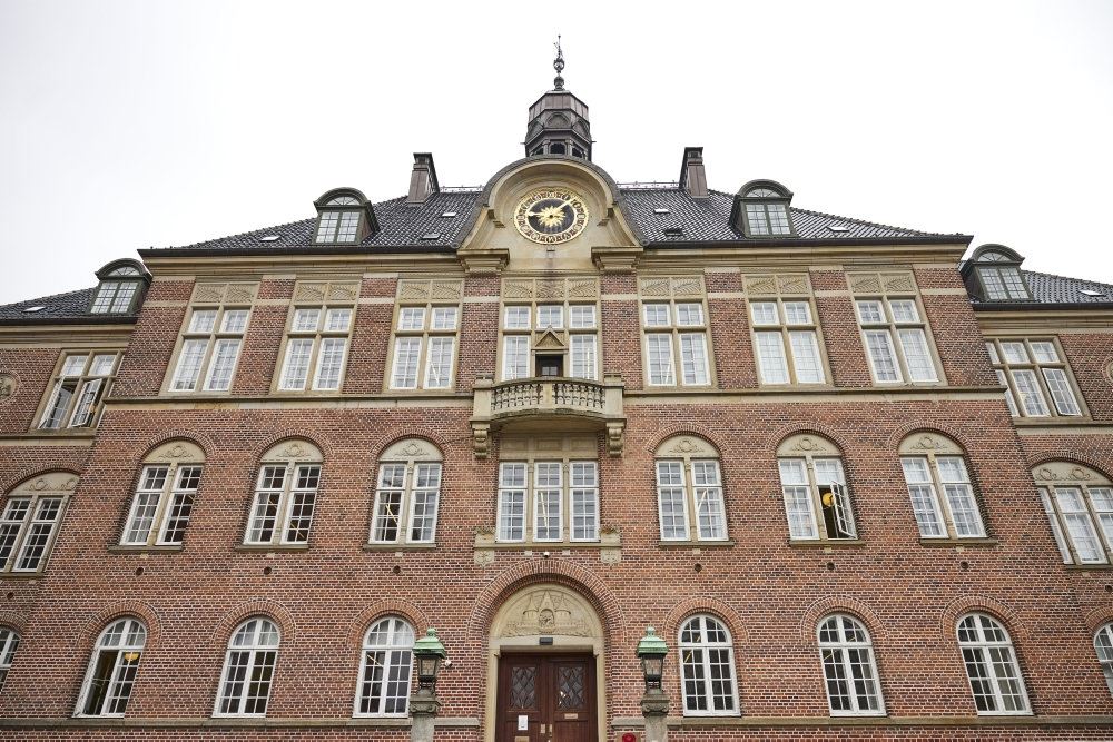 retten i aarhus set udefra 