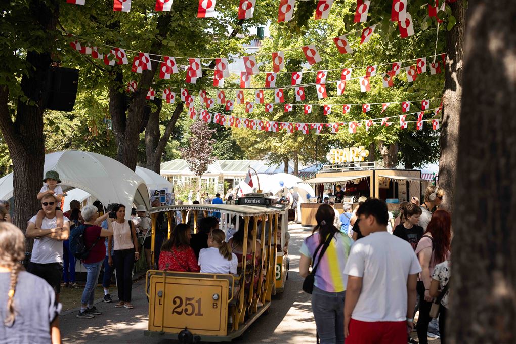 mennesker i tivoli