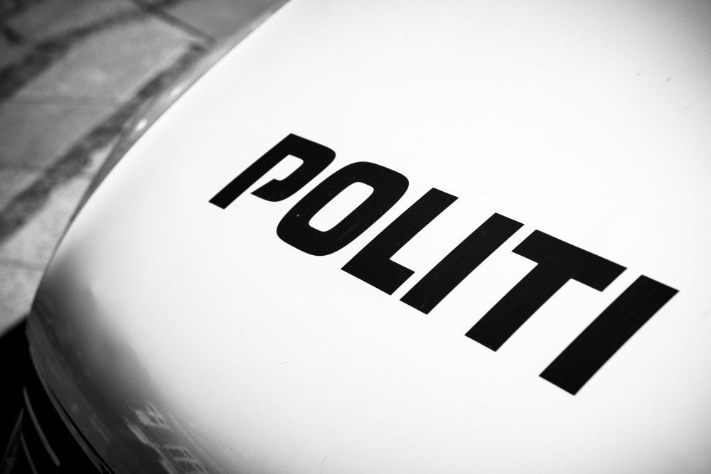 logo på bil - politi