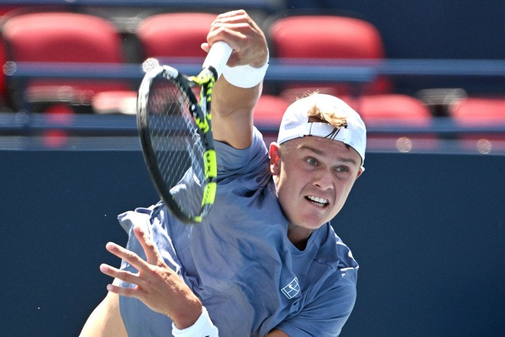 tennisspiller i aktion
