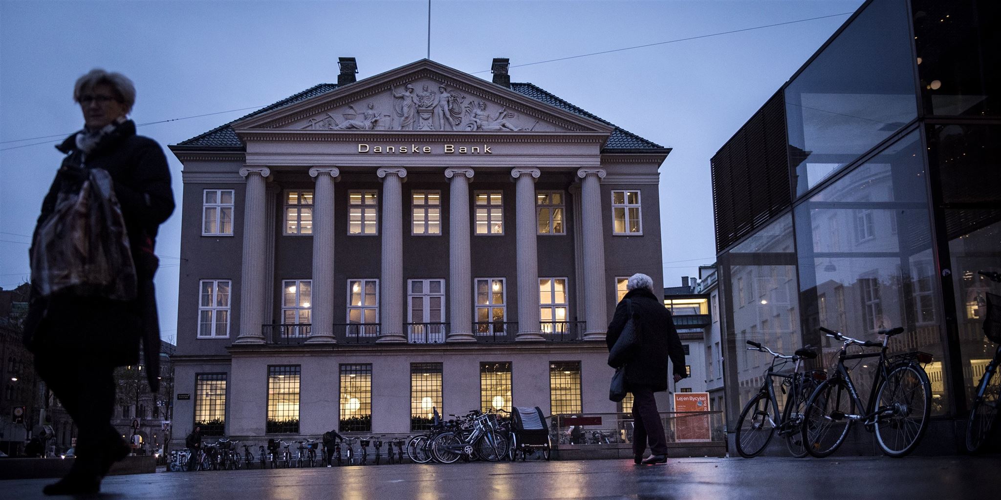 Efter 146 år: Danske Bank Flytter Hovedsæde Fra Holmens Kanal - Avisen.dk